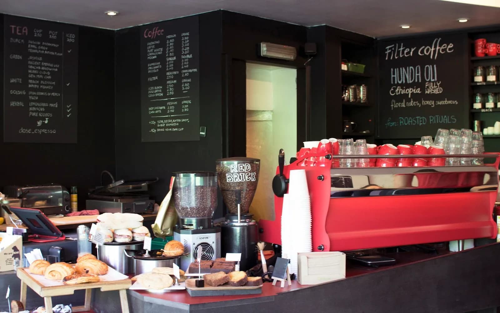 Dose in London, specialty coffee cafe