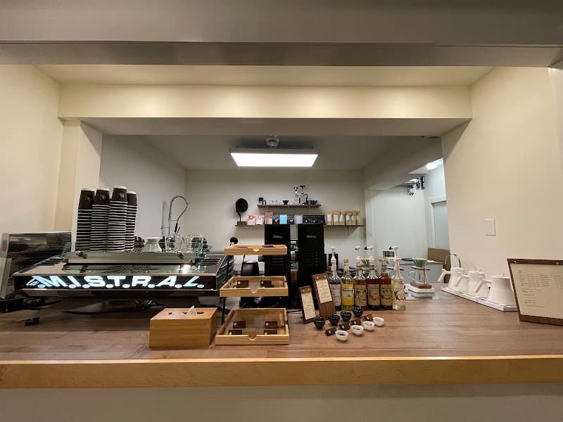 109 Cafe Roasting Studio in Victoria, specialty coffee roaster