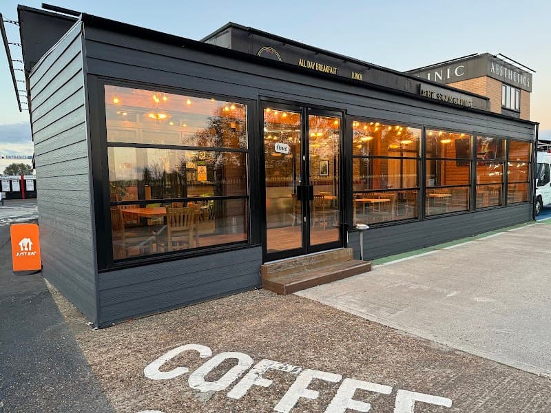 2MT CAFFE in Chelmsford, specialty coffee cafe