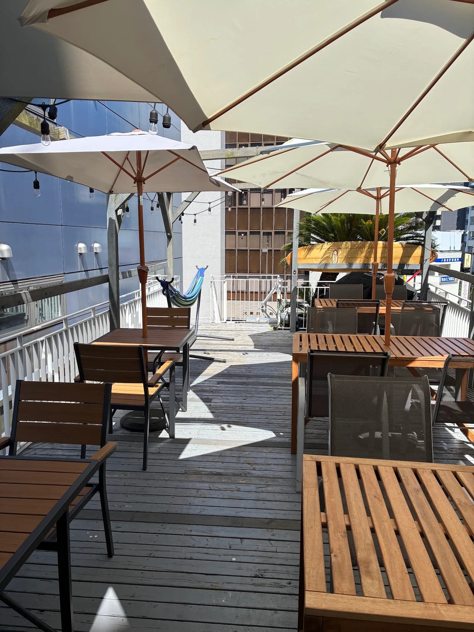 AINA CAFE in Tokyo, specialty coffee cafe
