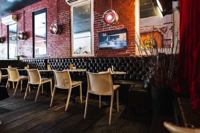 Ange Noir Cafe in New York City, specialty coffee cafe