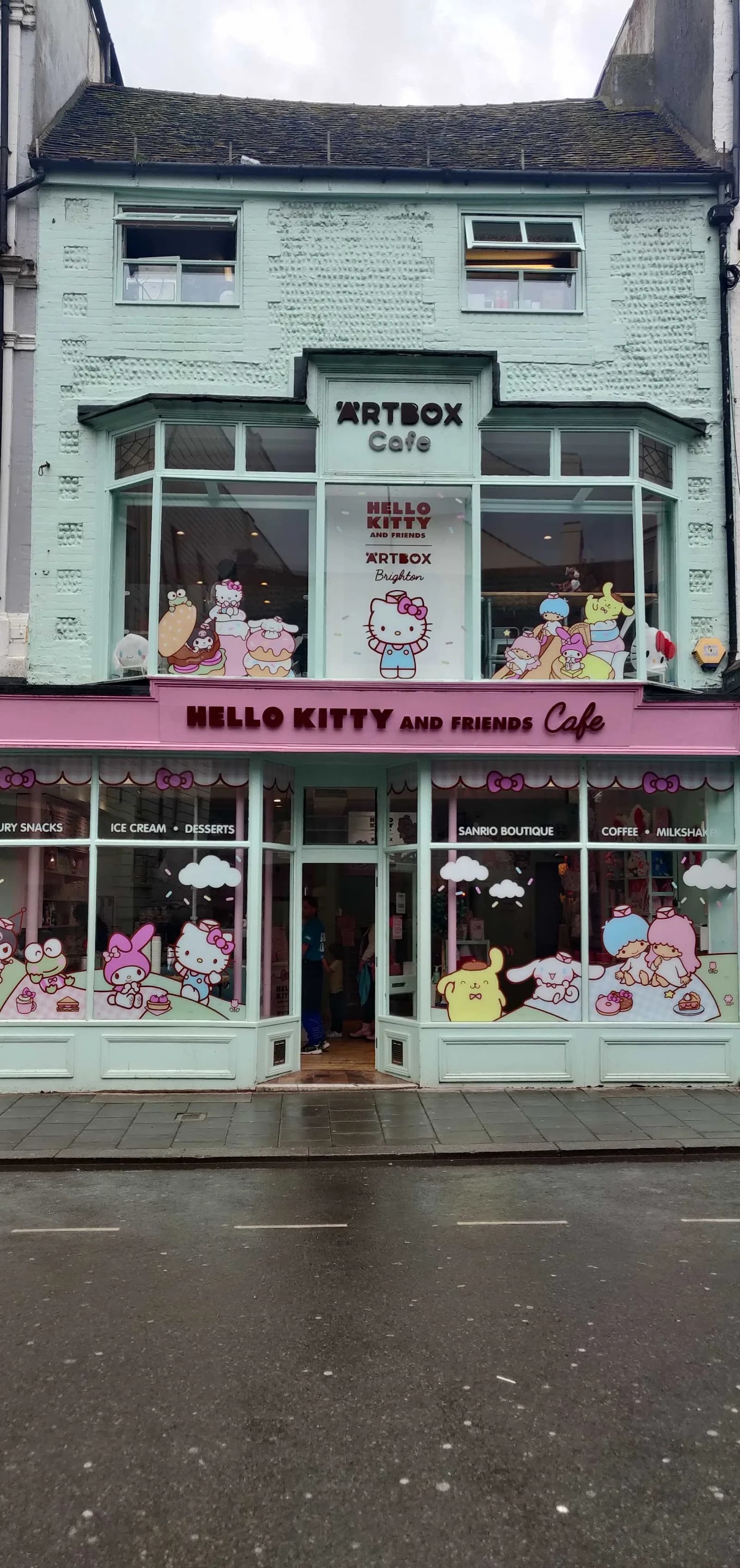 ARTBOX Cafe - Hello Kitty & Friends in Brighton and Hove, specialty coffee cafe