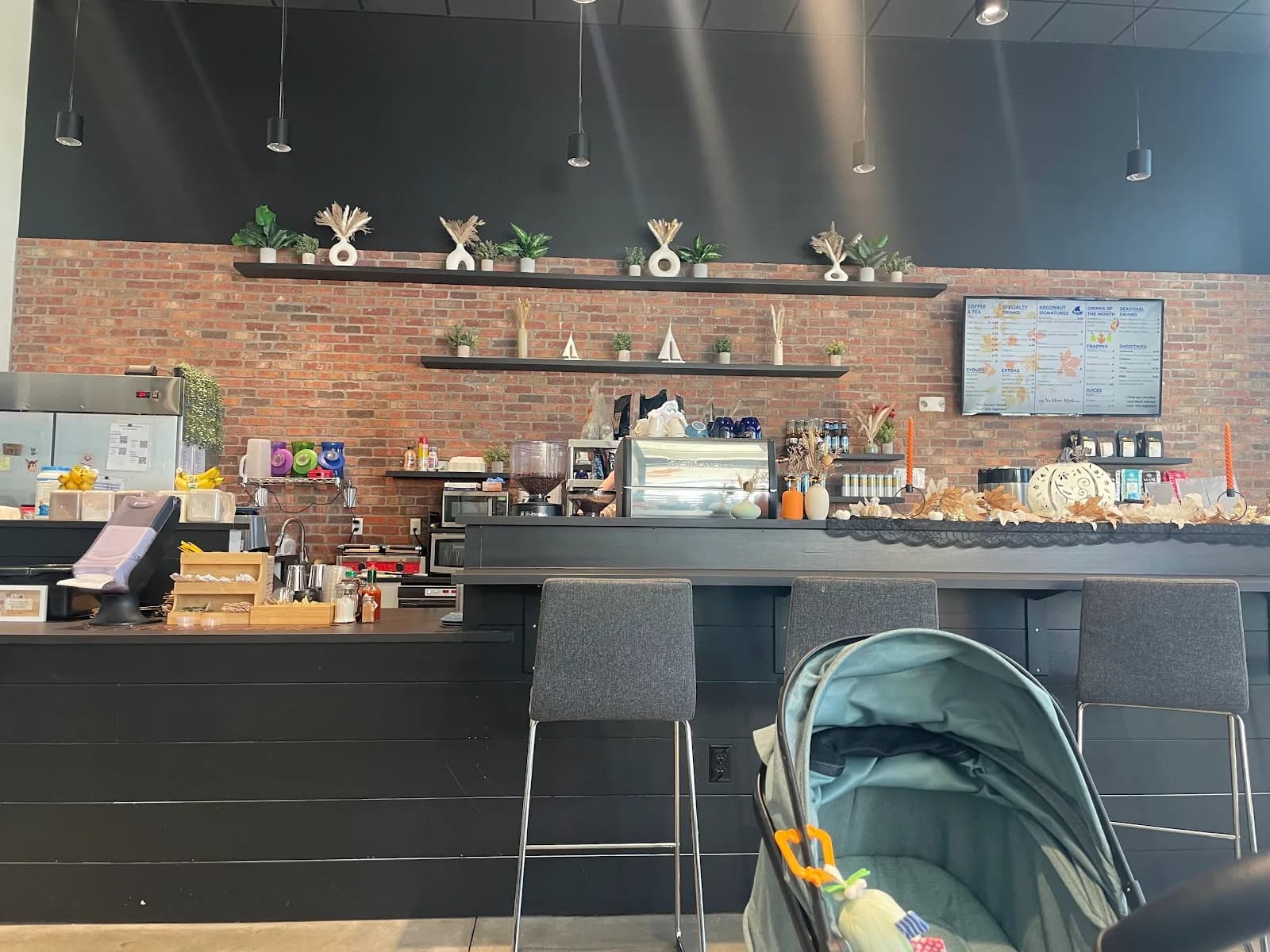 Au Naturale Coffee in Tallahassee, specialty coffee roaster