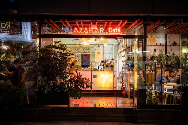 Azahar Coffee Parque 93 in Bogotá, specialty coffee cafe