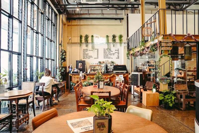 Baan Saen Saep in Bangkok, specialty coffee cafe