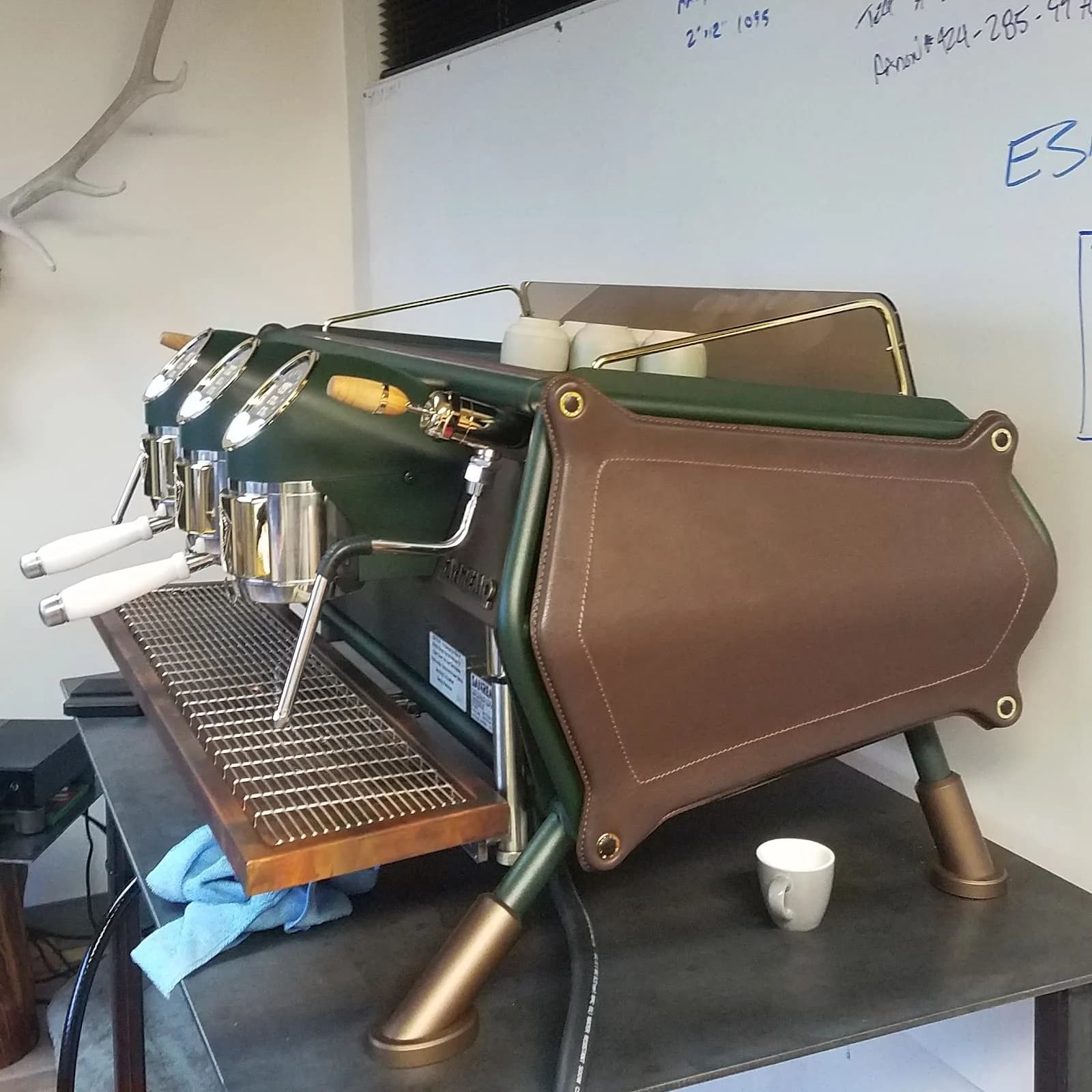 Badger Coffee Laboratory in Seattle, specialty coffee roaster