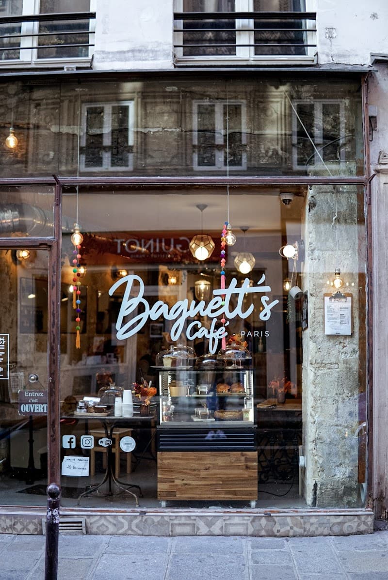 Baguett's Café in Paris, specialty coffee cafe