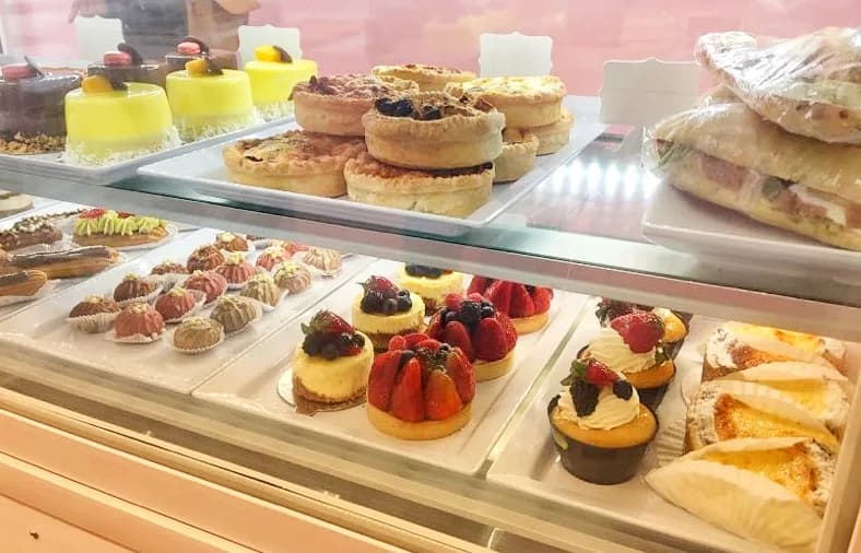 BAO's PASTRY in Valparaiso, specialty coffee cafe