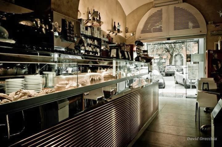 Bar Trani in Rome, specialty coffee cafe