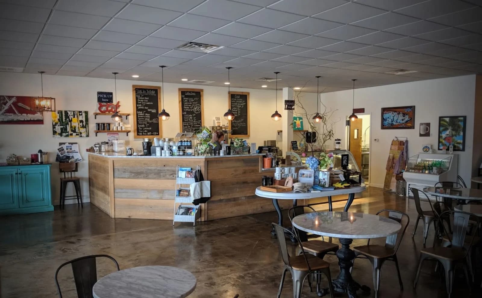 Belleair Coffee Company & Roastery in Clearwater, specialty coffee cafe
