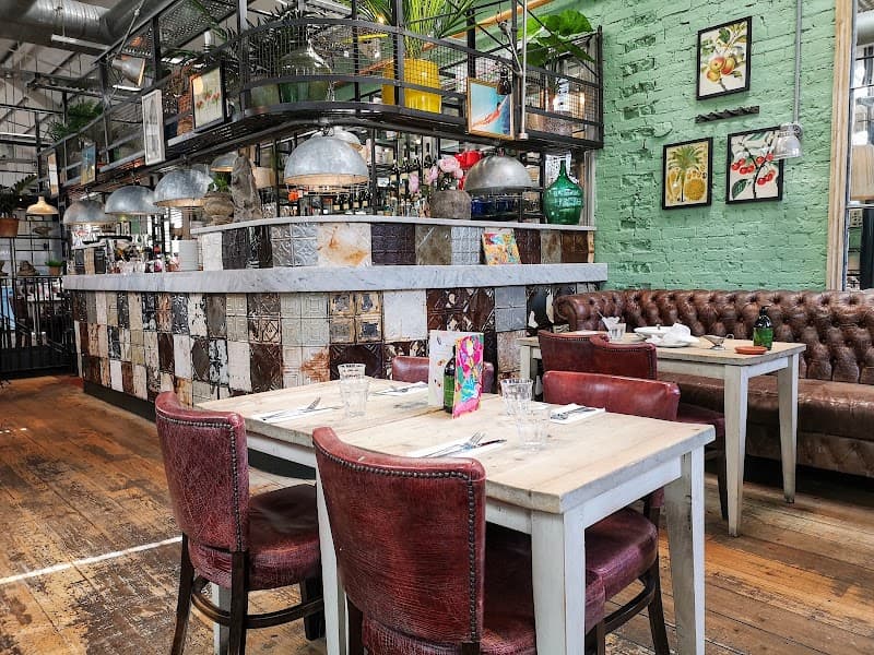 Bill's Chichester Restaurant in Chichester, specialty coffee cafe
