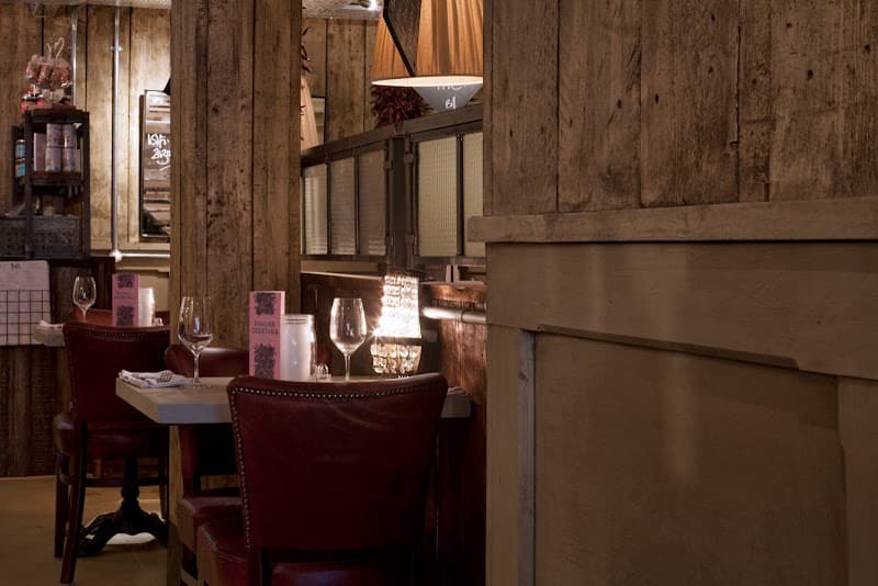 Bill's Gloucester Quays Restaurant in Gloucester, specialty coffee cafe
