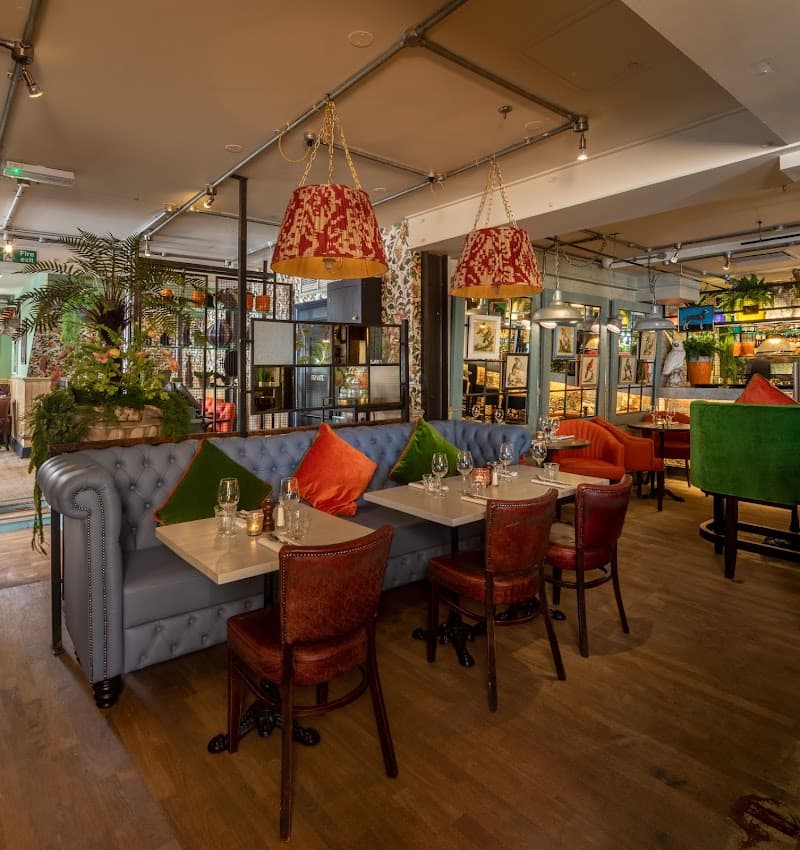 Bill's Richmond Restaurant in London, specialty coffee cafe