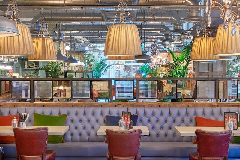 Bill's Westfield White City Restaurant in London, specialty coffee cafe