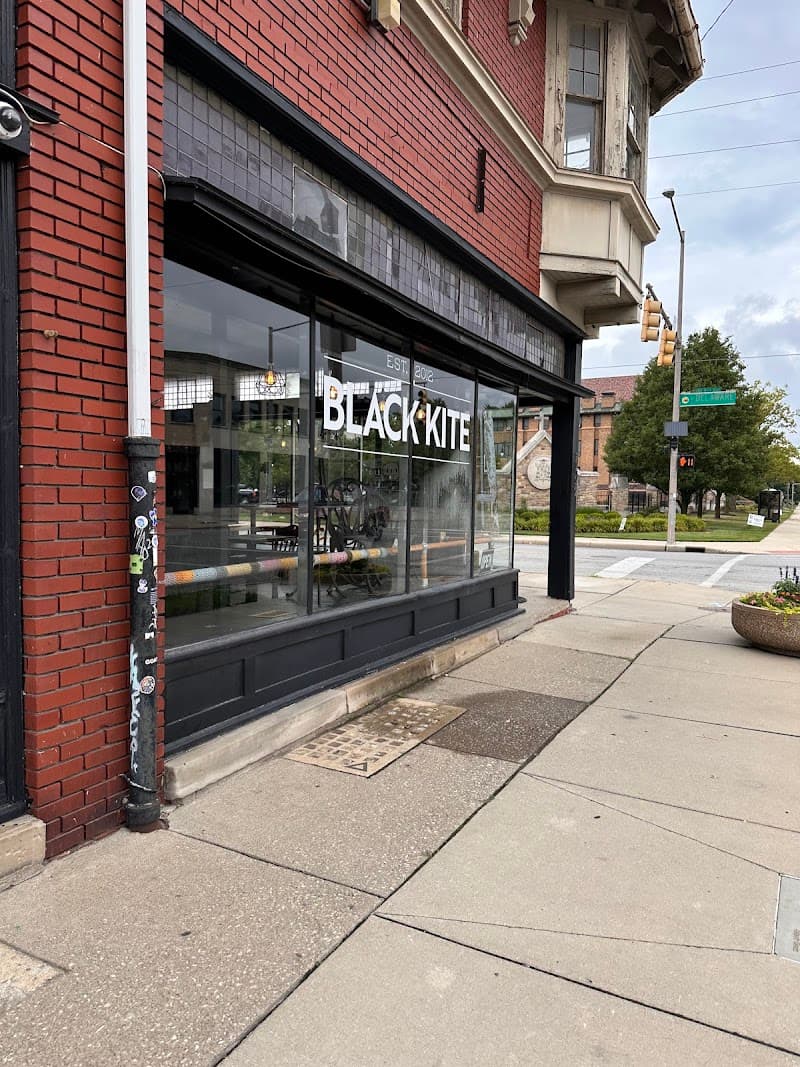 Black Kite Coffee in Toledo, specialty coffee cafe