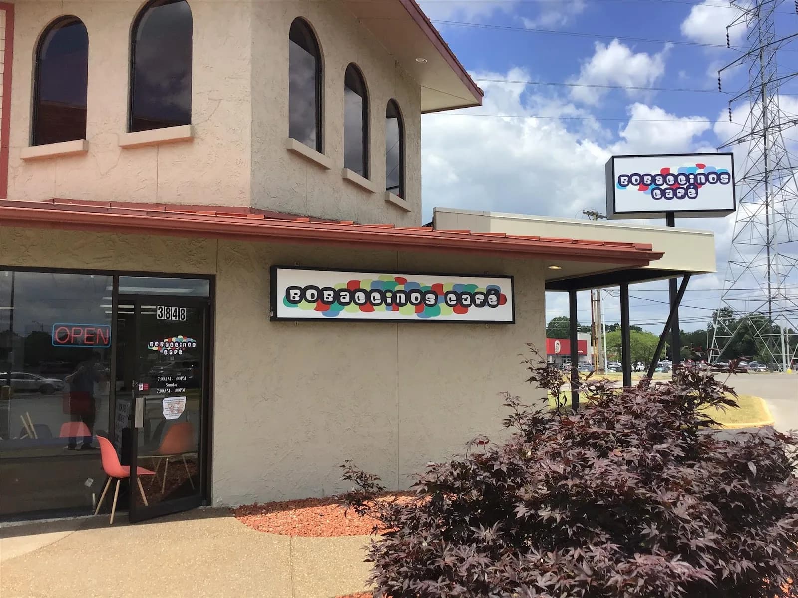 Bobaccinos Cafe in Evansville, specialty coffee cafe