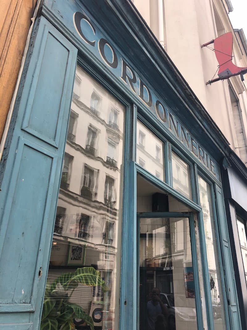 Boot Café in Paris, specialty coffee cafe