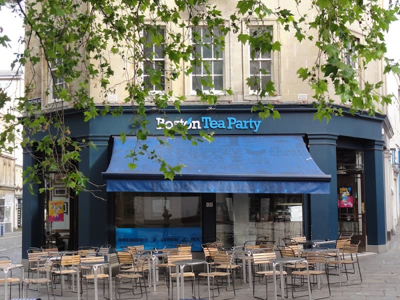 Boston Tea Party Kingsmead Sq in Bath, specialty coffee cafe