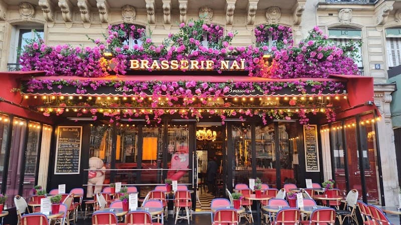 Brasserie Naï in Paris, specialty coffee cafe