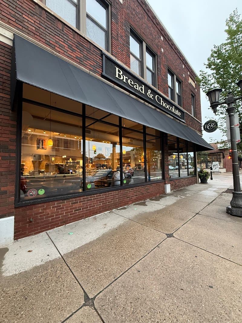 Bread & Chocolate in Saint Paul, specialty coffee cafe