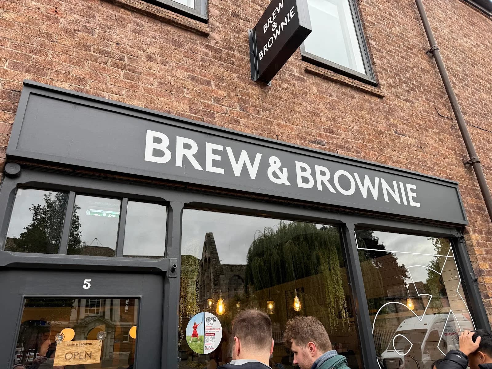 Brew & Brownie in York, specialty coffee cafe
