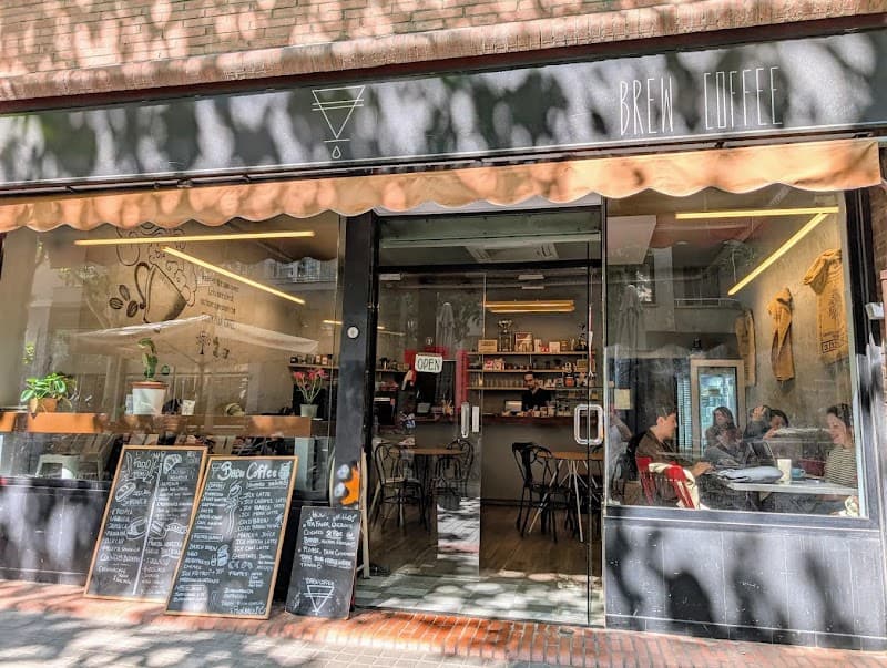 Brew Coffee in Barcelona, specialty coffee cafe