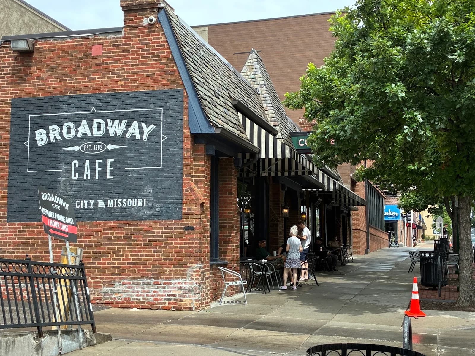 Broadway Café in Kansas City, specialty coffee cafe