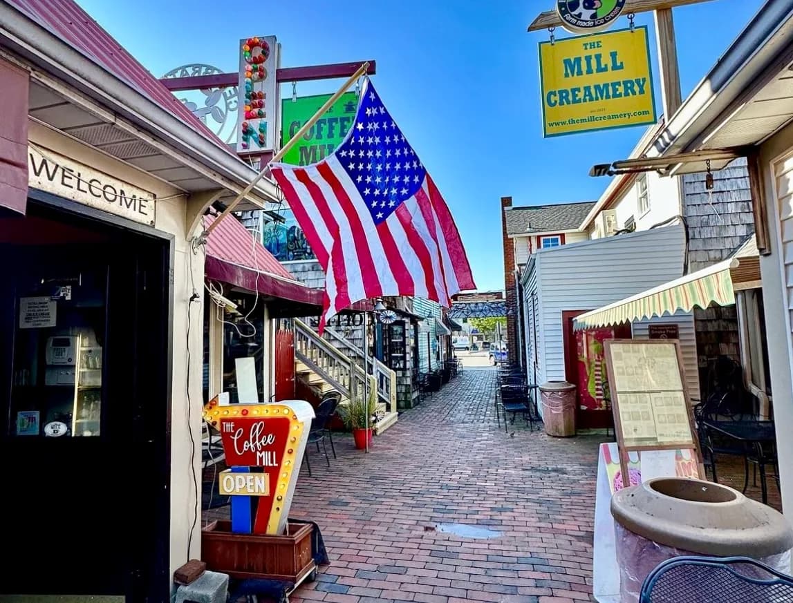 Browseabout Books in Lewes, specialty coffee cafe