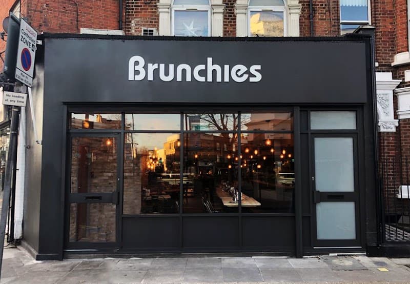 Brunchies in London, specialty coffee cafe