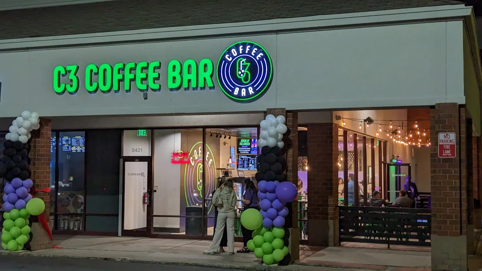 C3 Coffee Bar in Chicago, specialty coffee cafe