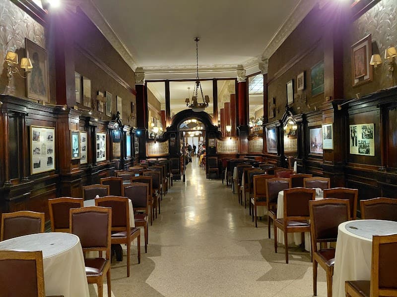 Café Tortoni in Buenos Aires, specialty coffee cafe