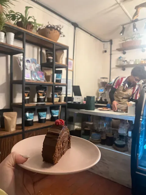 Café Almonte in Coyoacán, Mexico City, specialty coffee roaster