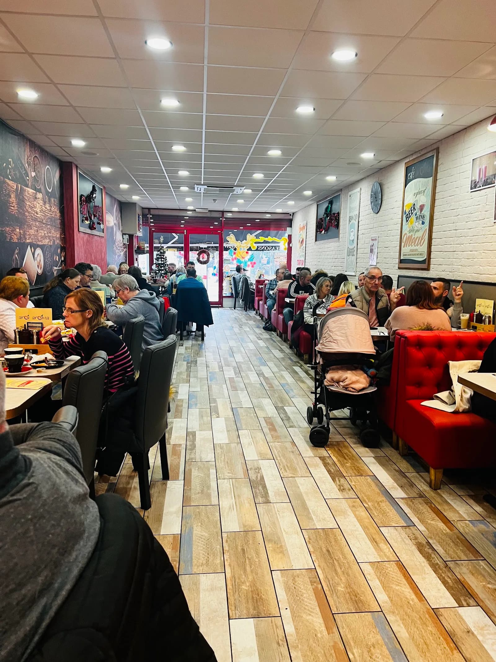 Cafe Aroma Shirley in Southampton, specialty coffee cafe