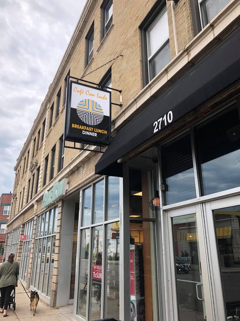 Cafe Con Leche in Chicago, specialty coffee cafe