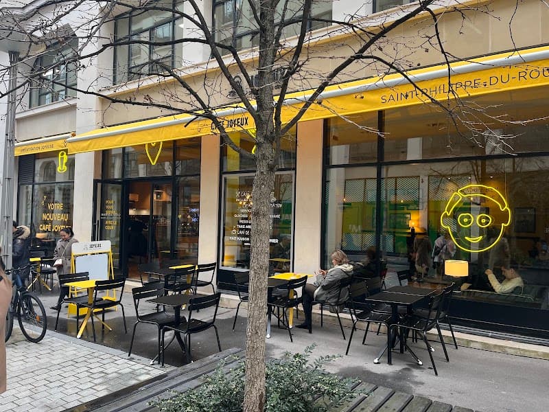 Café Joyeux in Paris, specialty coffee cafe