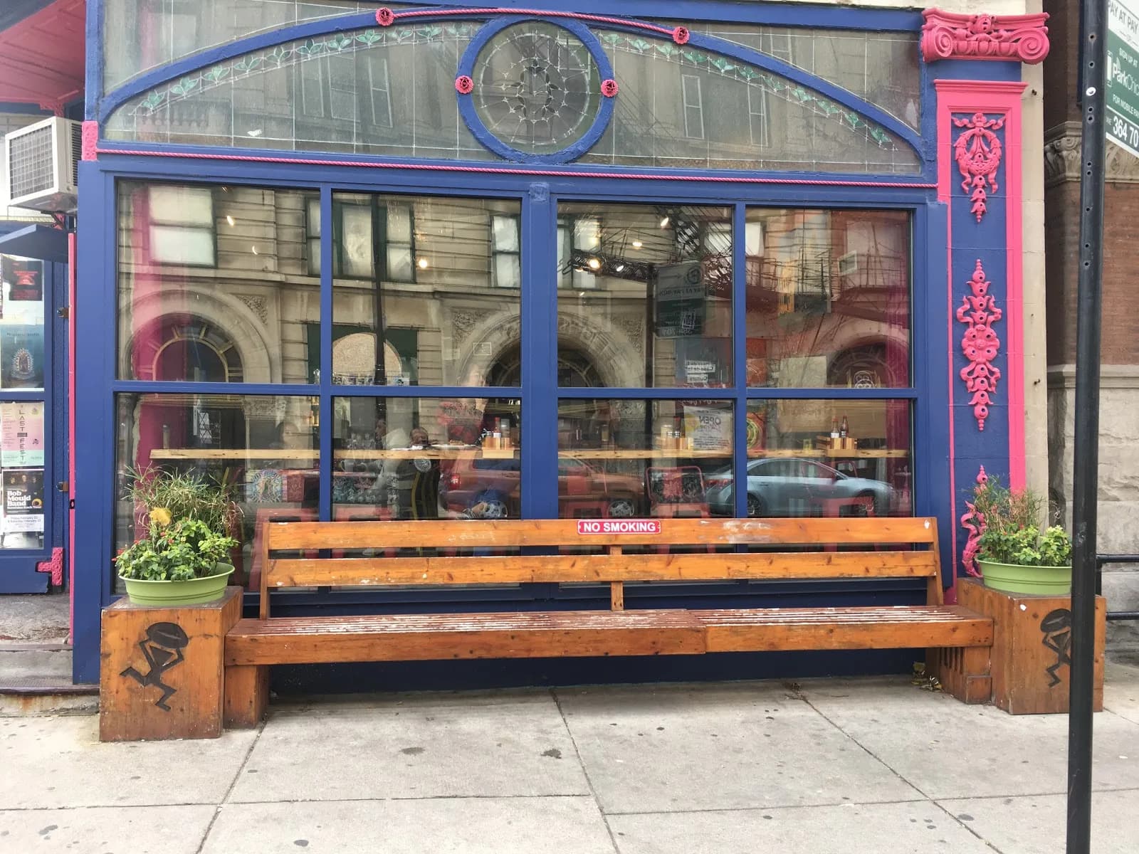 Cafe Jumping Bean in Chicago, specialty coffee cafe