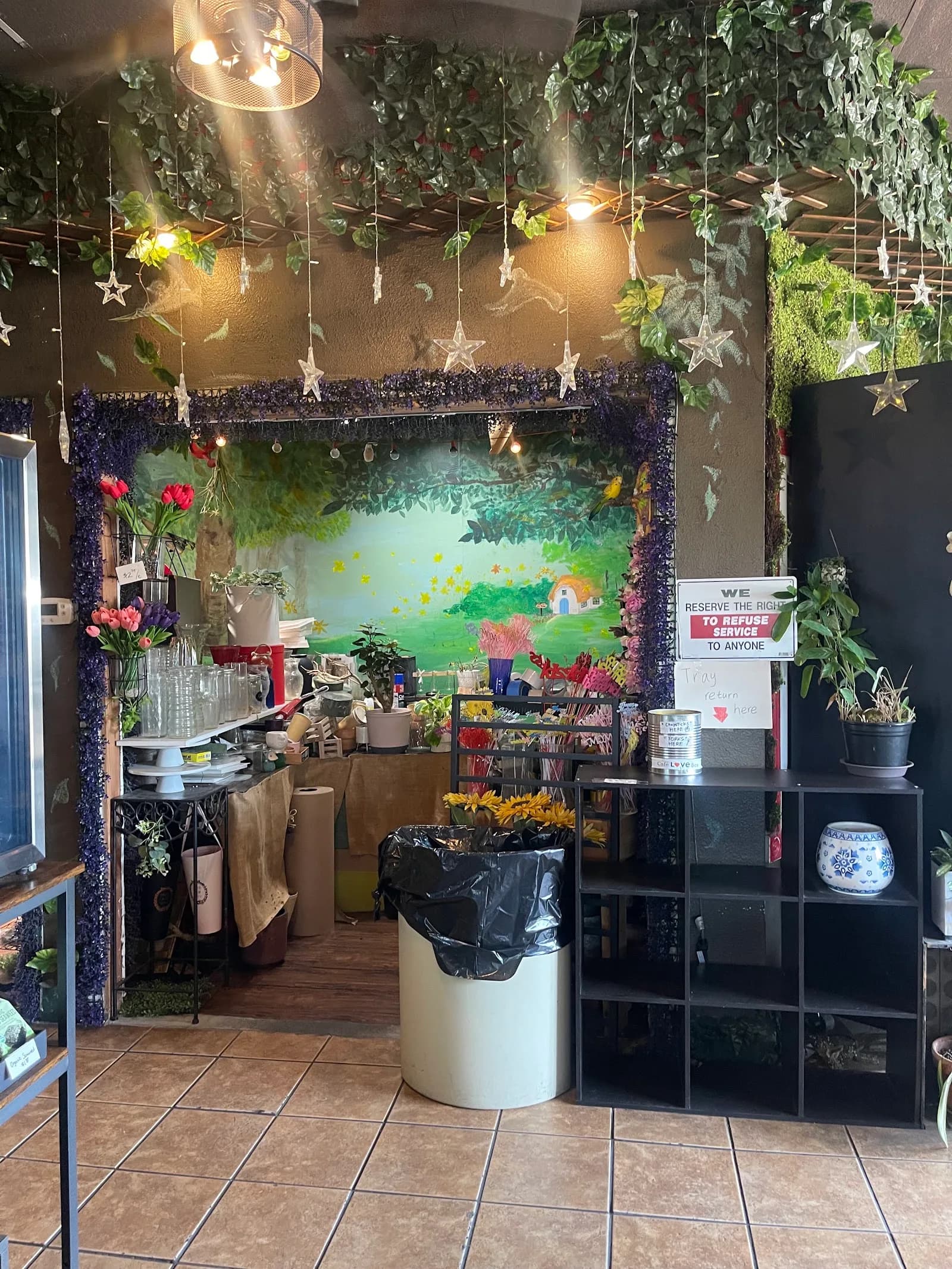 Cafe LOVE Box in Los Angeles, specialty coffee cafe
