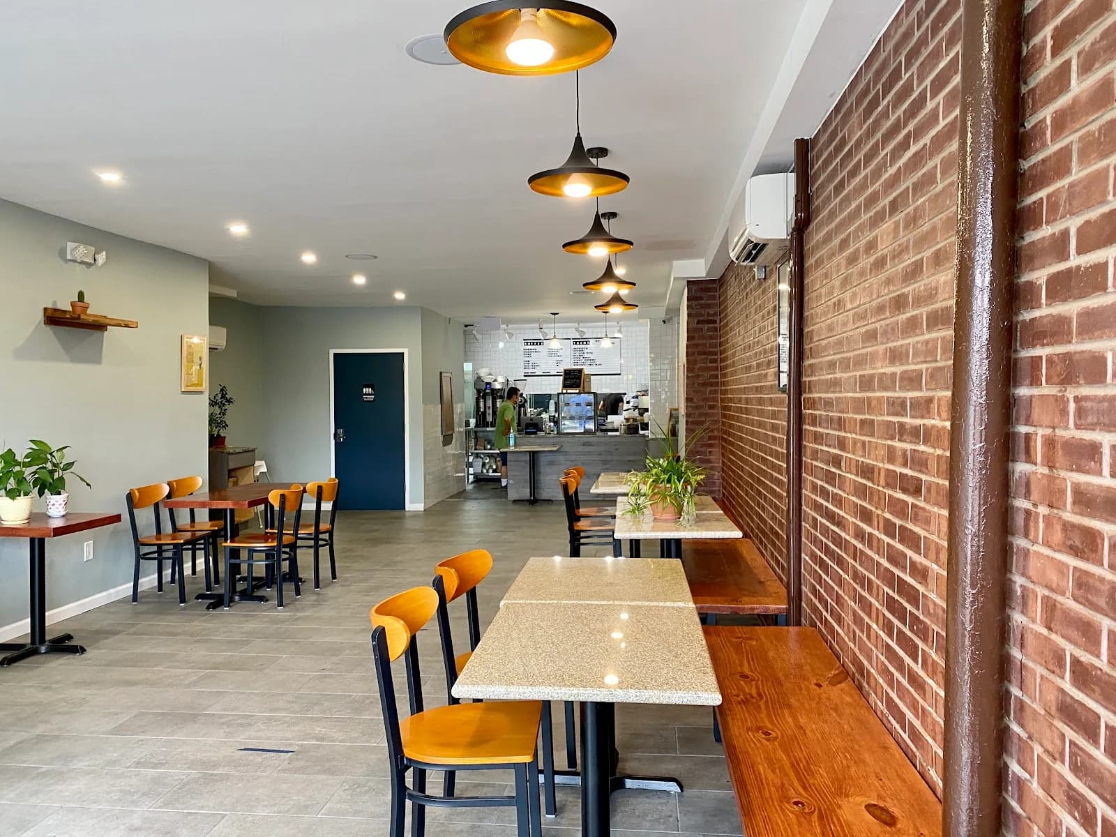 Cafe Nube in New York City, specialty coffee cafe