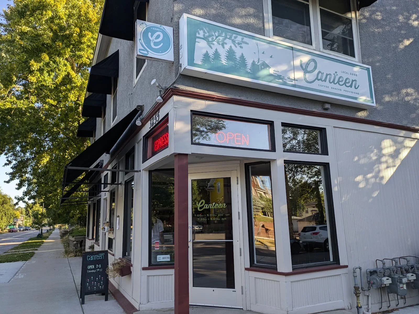 Canteen in Minneapolis, specialty coffee cafe