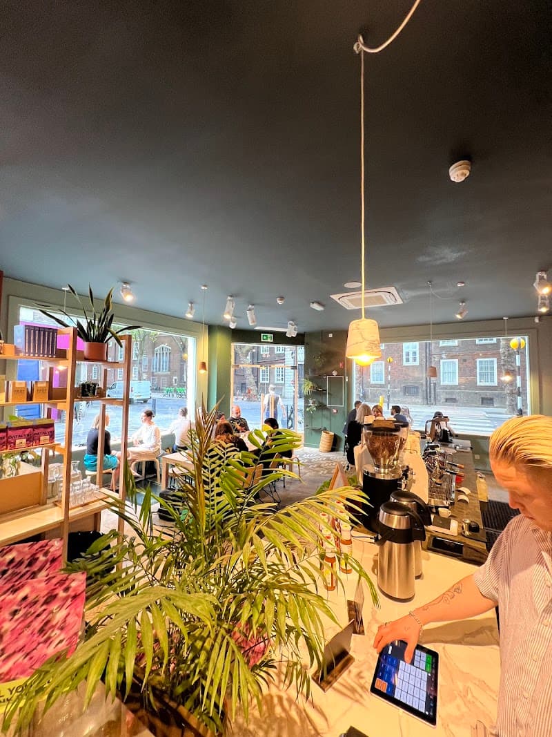 Catalyst in London, specialty coffee cafe