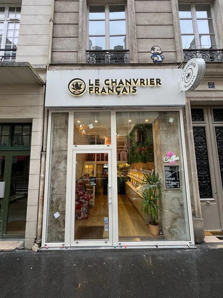 CBD Paris 4 - Le Chanvrier Francais - Le marais in Paris, specialty coffee cafe