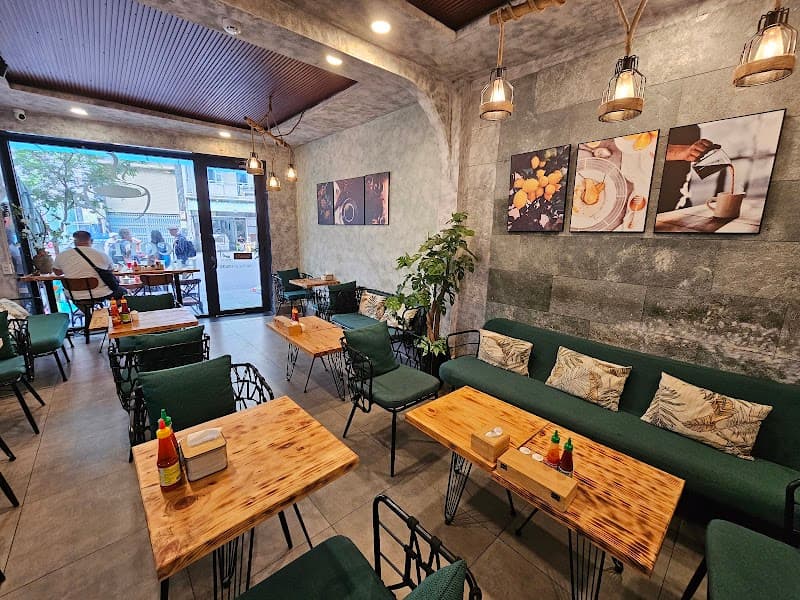 Chez Mimosa Cafe & Breakfast in Ho Chi Minh City, specialty coffee cafe