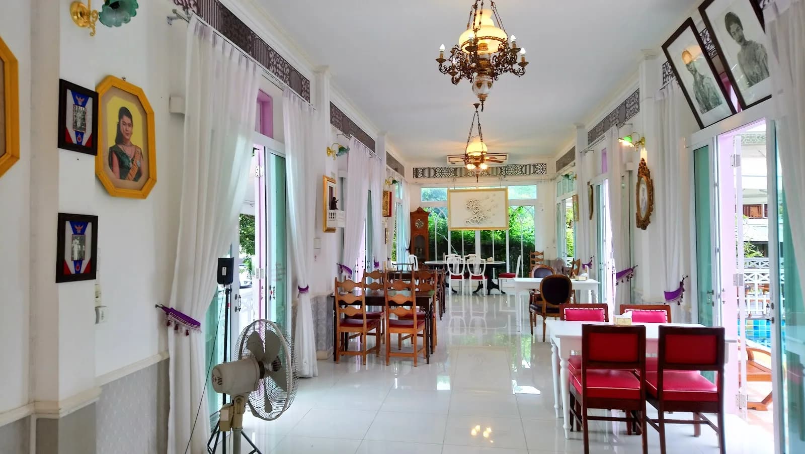 Chomchei Cafe in Bangkok, specialty coffee cafe