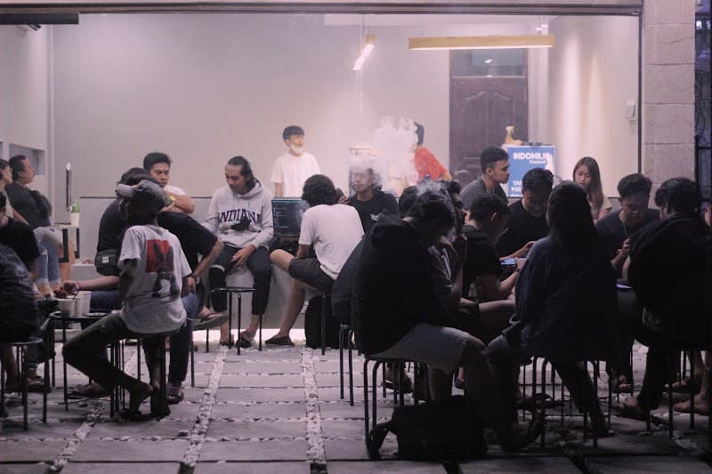 CIRCLE CAFE in Denpasar, specialty coffee cafe