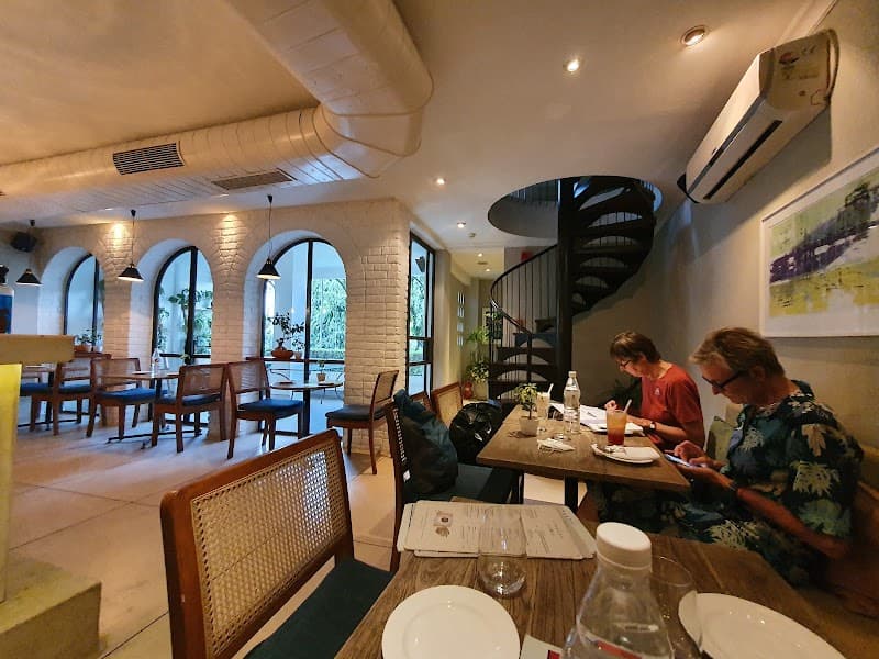 Coast Café in New Delhi, specialty coffee cafe