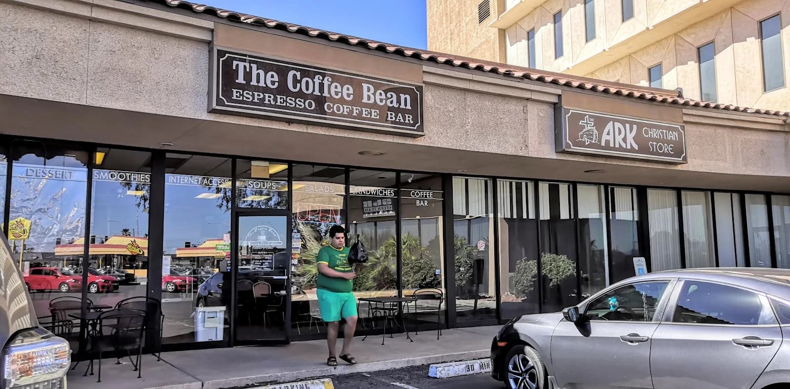 Coffee Bean Espresso Bar in Wellton, specialty coffee cafe