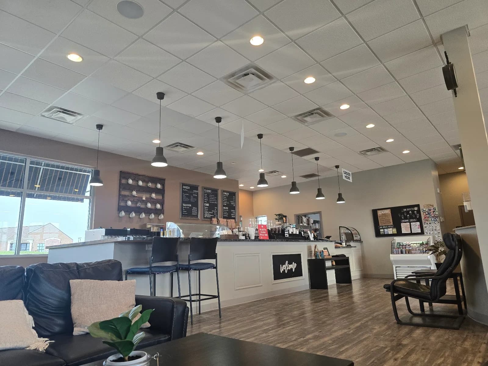 Coffee Cup Overflowing in Cincinnati, specialty coffee cafe