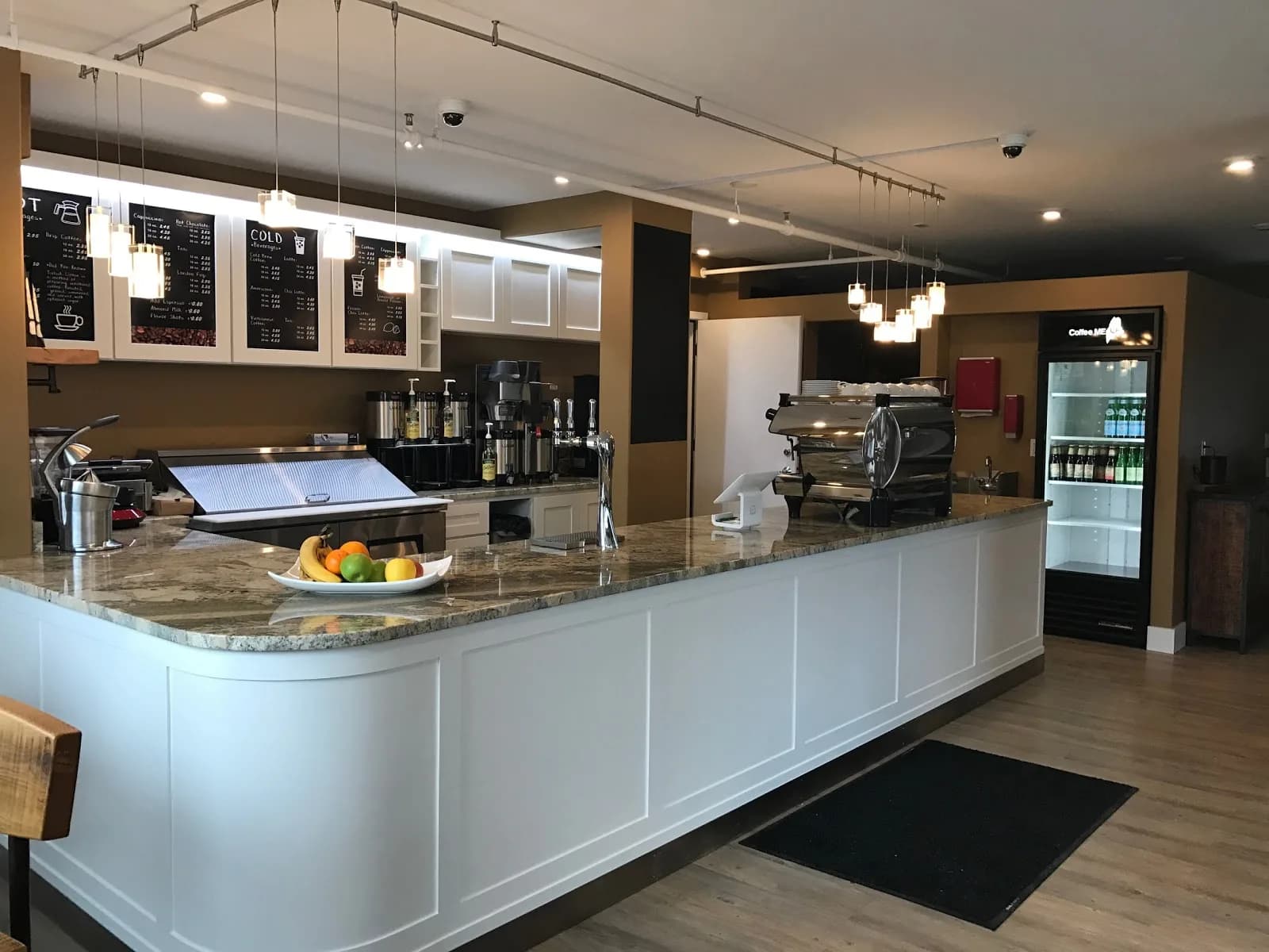 Coffee ME Up in Portland, specialty coffee cafe