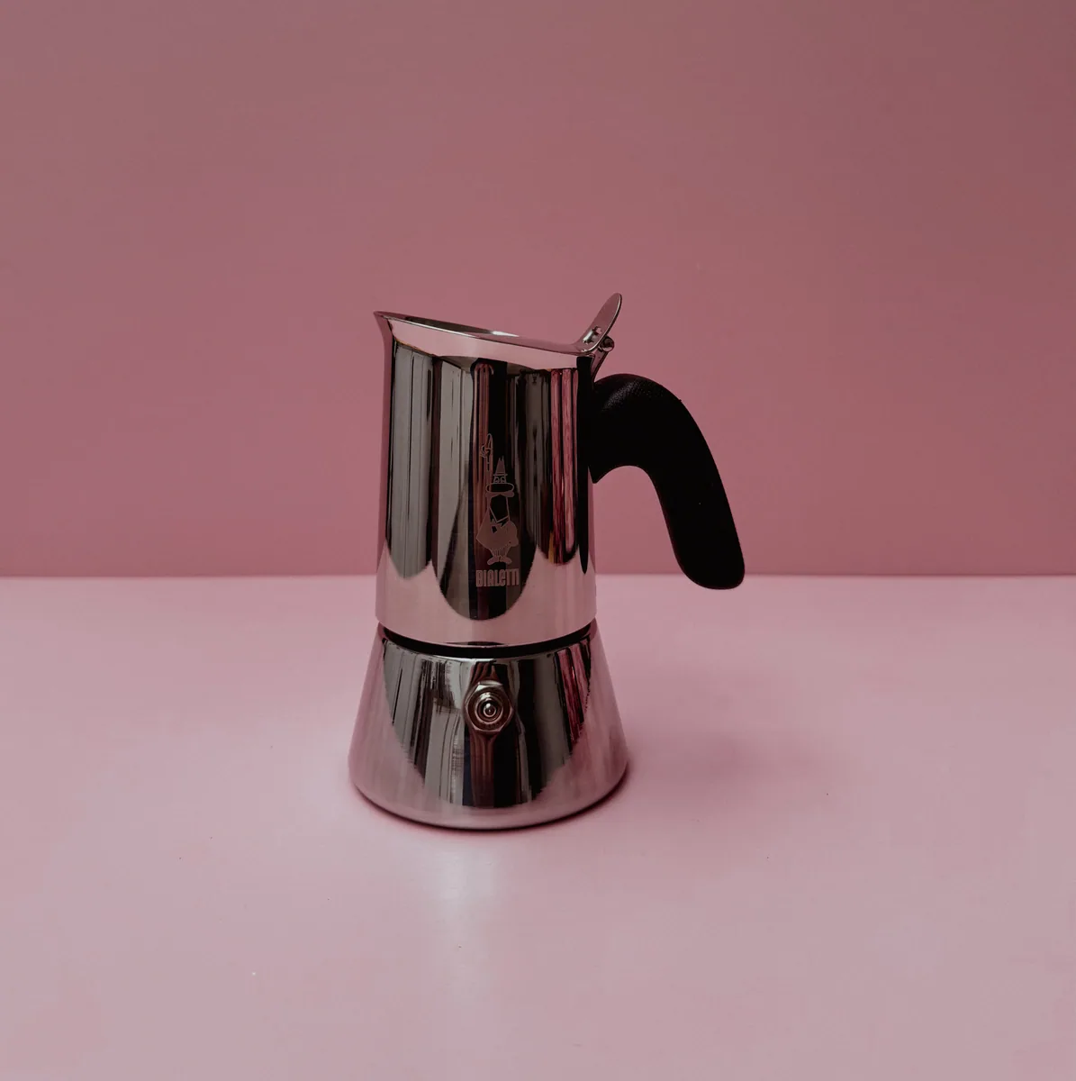 bialetti moka express · espressokocher edelstahl, ethiopia + uganda + guatemala coffee from zwoo kaffeeröster ⎮ kaffeefenster