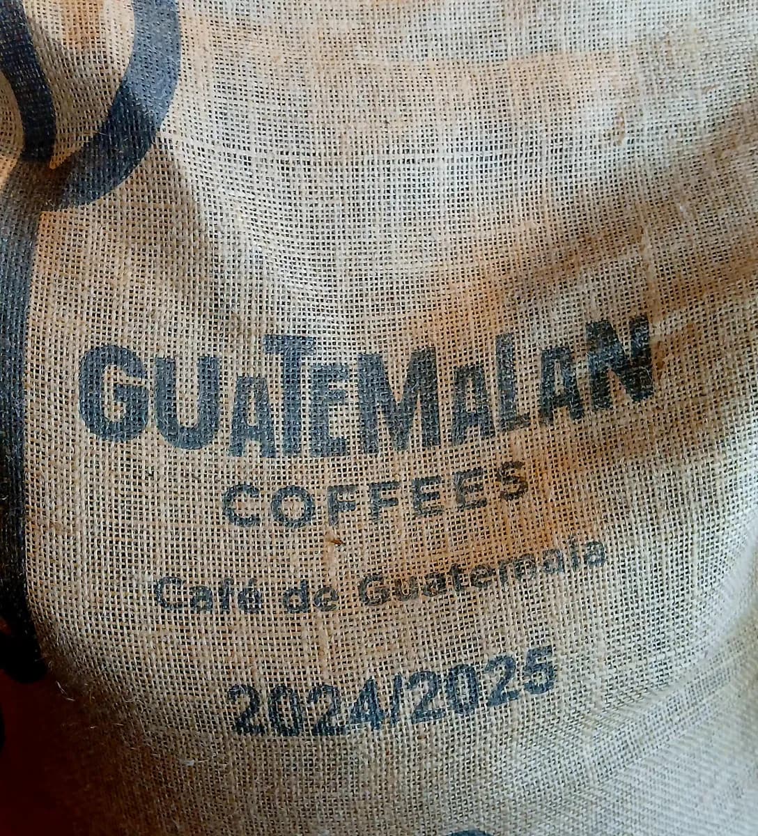 guatemala huehuetenango washed process, guatemala coffee from kean coffee